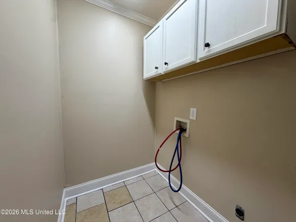 $130,000 | 707 North West Street, Mendenhall, MS 39114