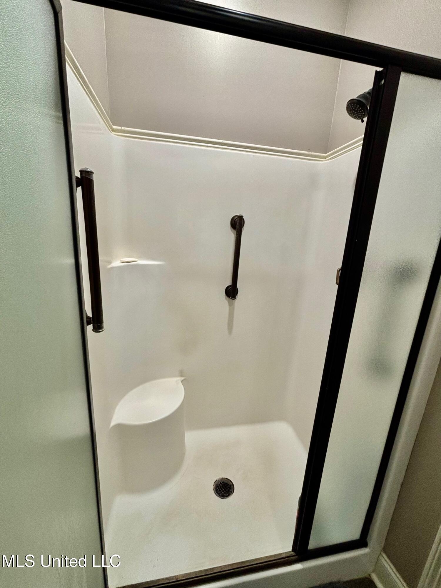 1086 Highway 570 McComb, MS 39648 - Photo 16 of 38 IMG_0437