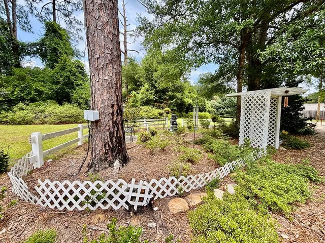 $320,000 | 1086 Highway 570, McComb, MS 39648