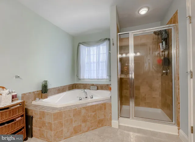 $524,900 | 48487 Heritage Hill Lane, St. Inigoes, MD 20684