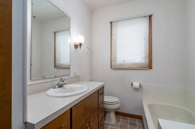 $184,900 | 26117 180th Avenue Southwest, Crookston, MN 56716