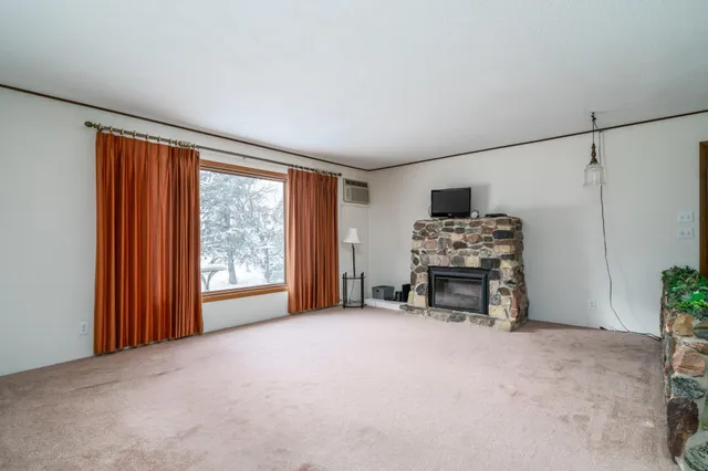 $184,900 | 26117 180th Avenue Southwest, Crookston, MN 56716