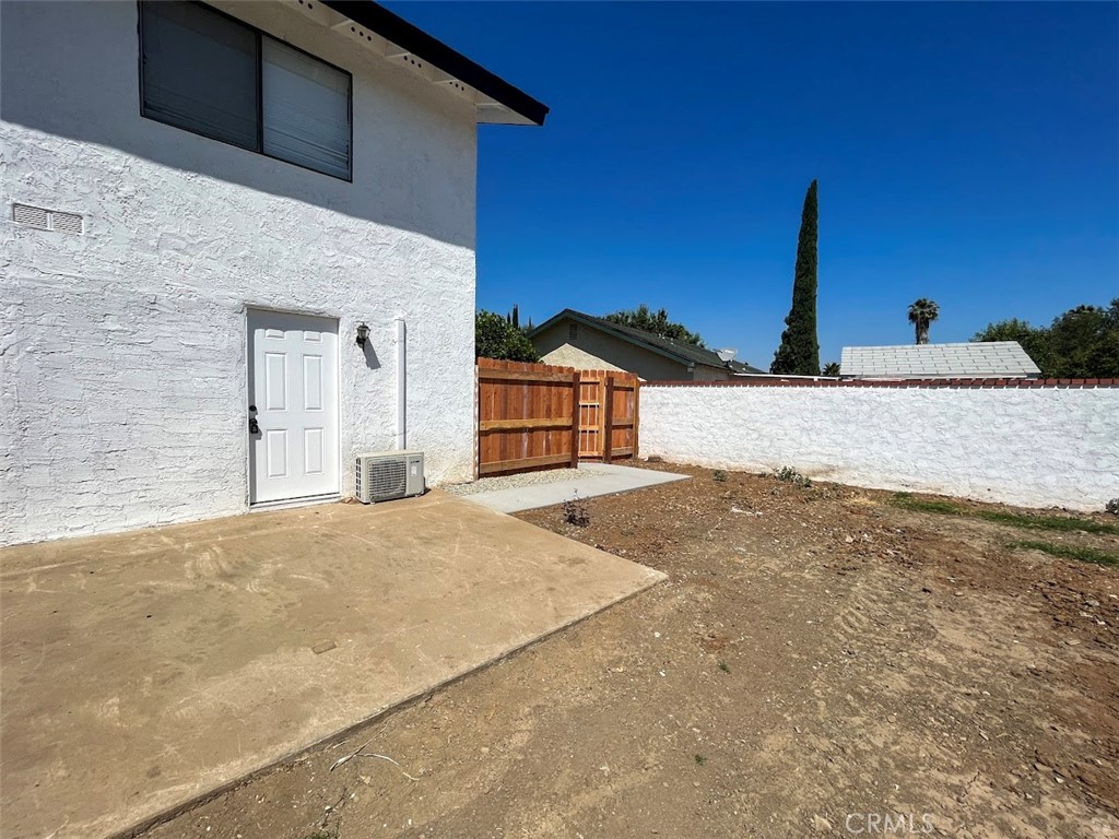 2767 Attenborough Place Riverside, CA 92503 - Photo 4 of 11