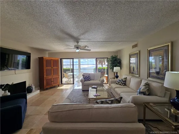 $6,000 | 316 Northeast Edgewater Drive, Jensen Beach, FL 34957