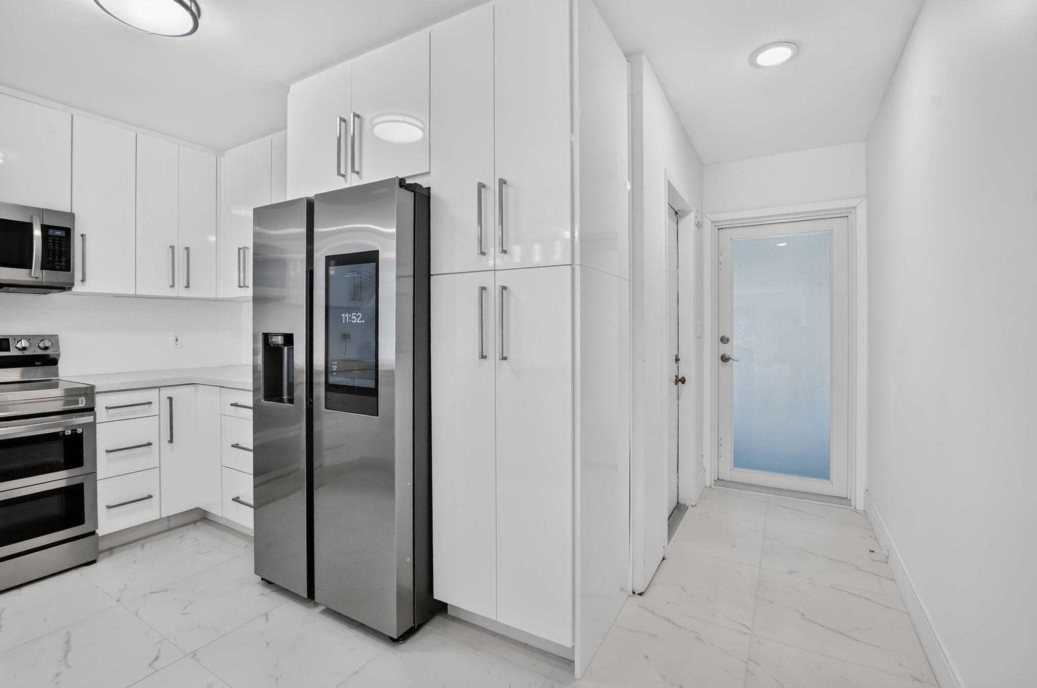 9095 Flynn Circle, Unit 6 Boca Raton, FL 33496 - Photo 6 of 52 6-web-or-mls-DSC_2908