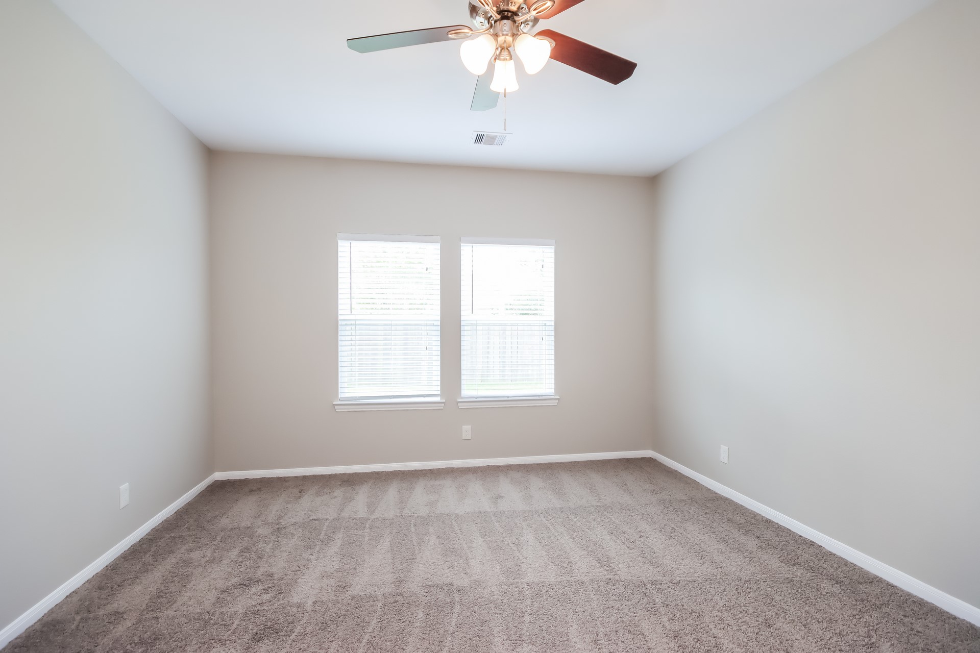 10002 Chase Court Baytown, TX 77521 - Photo 7 of 15