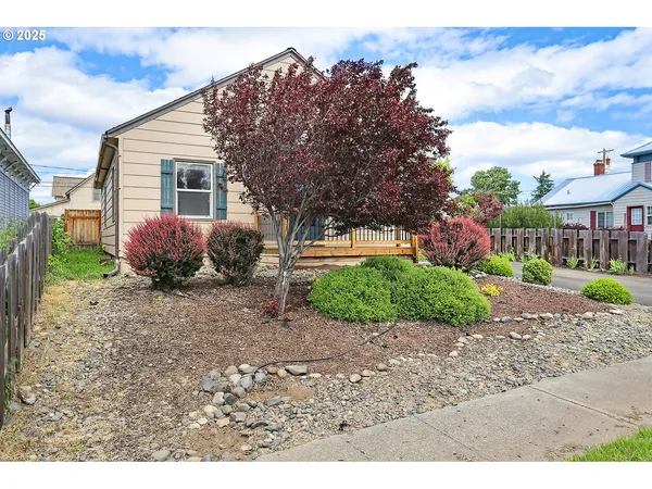 $287,000 | 323 West Broadway Street, Goldendale, WA 98620