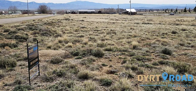 $170,000 | 940 West Elm Avenue, Saratoga, WY 82331