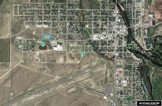 $170,000 | 940 West Elm Avenue, Saratoga, WY 82331