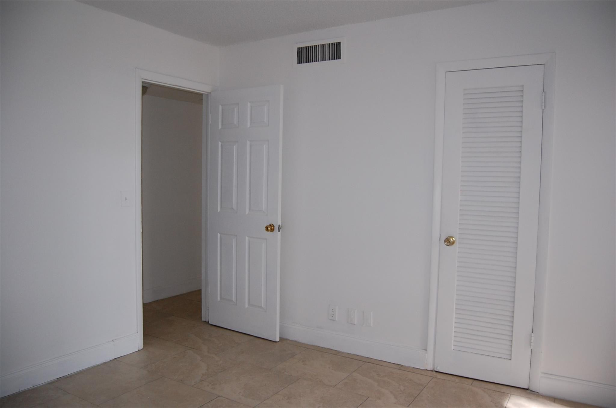 622 Northwest 13th Street, Unit 13 Boca Raton, FL 33486 - Photo 10 of 25 Photo 10