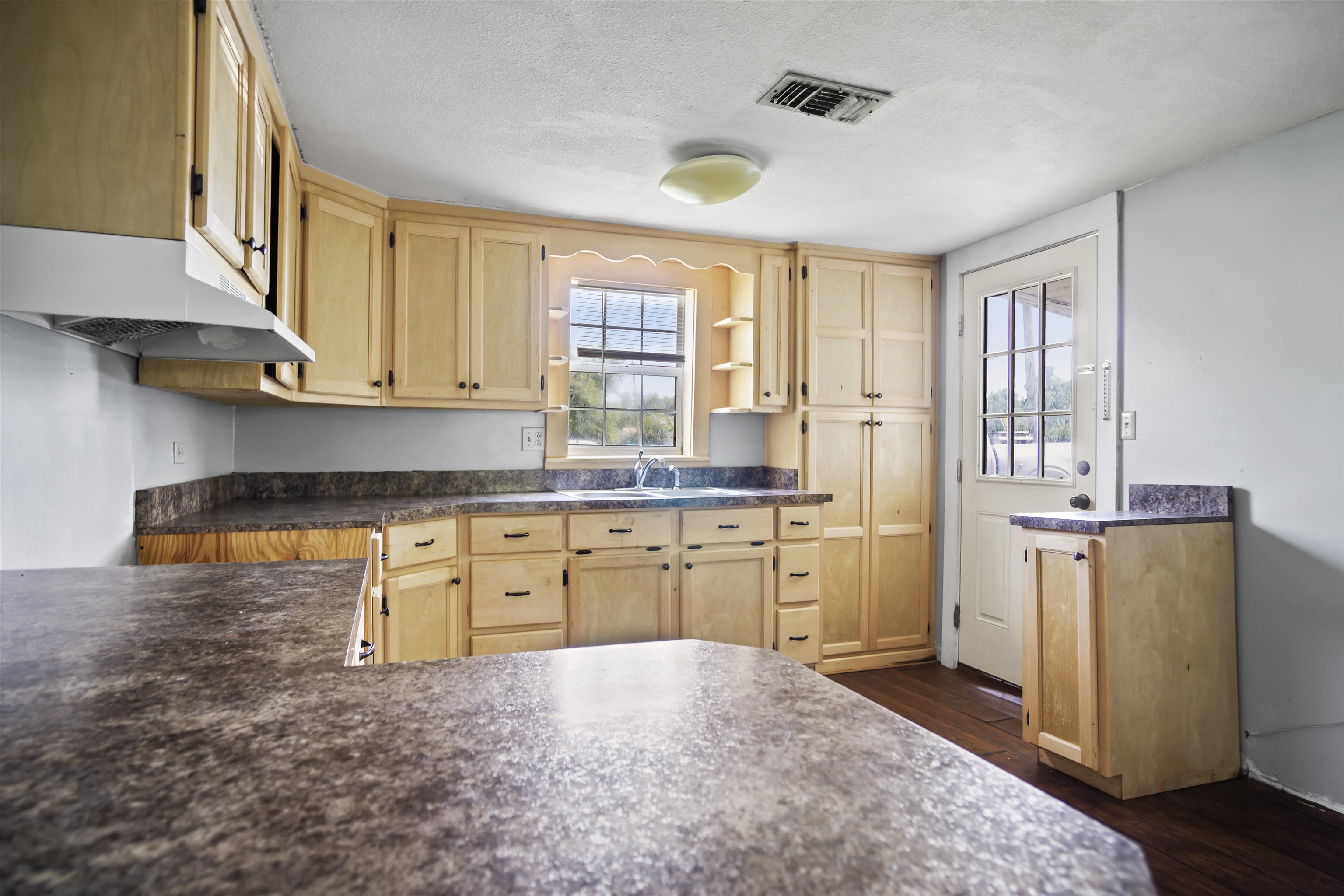 19044 Elijah Morris Road Blountstown, FL 32424 - Photo 4 of 50