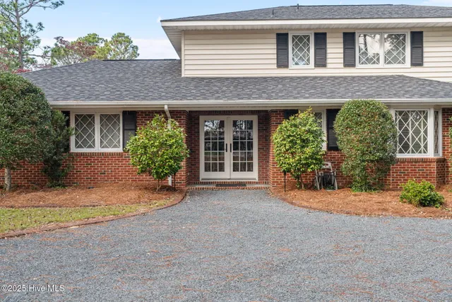 $879,000 | 2000 Airport Road, Whispering Pines, NC 28327