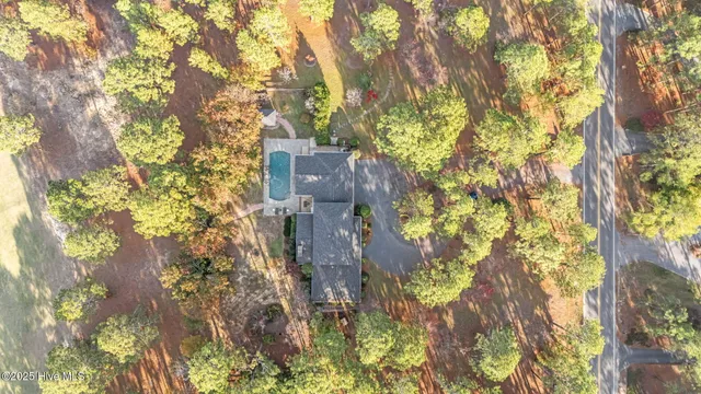 $879,000 | 2000 Airport Road, Whispering Pines, NC 28327