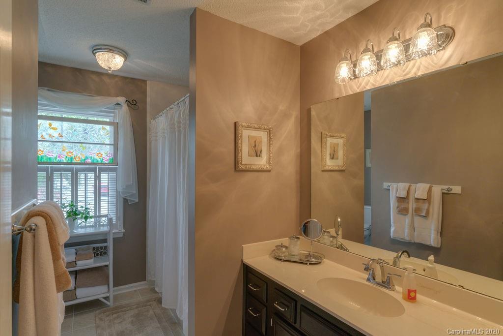 4708 Truscott Road Charlotte, NC 28226 - Photo 13 of 29 Gallery Image 13