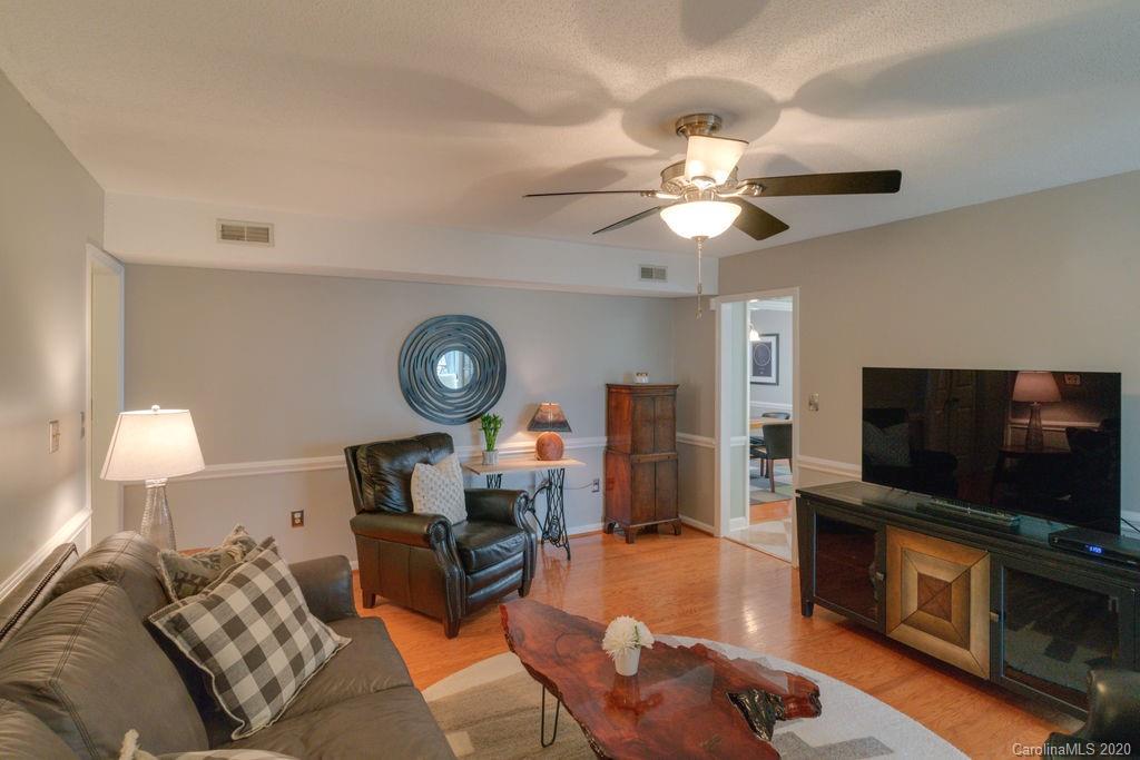 4708 Truscott Road Charlotte, NC 28226 - Photo 6 of 29 Gallery Image 6