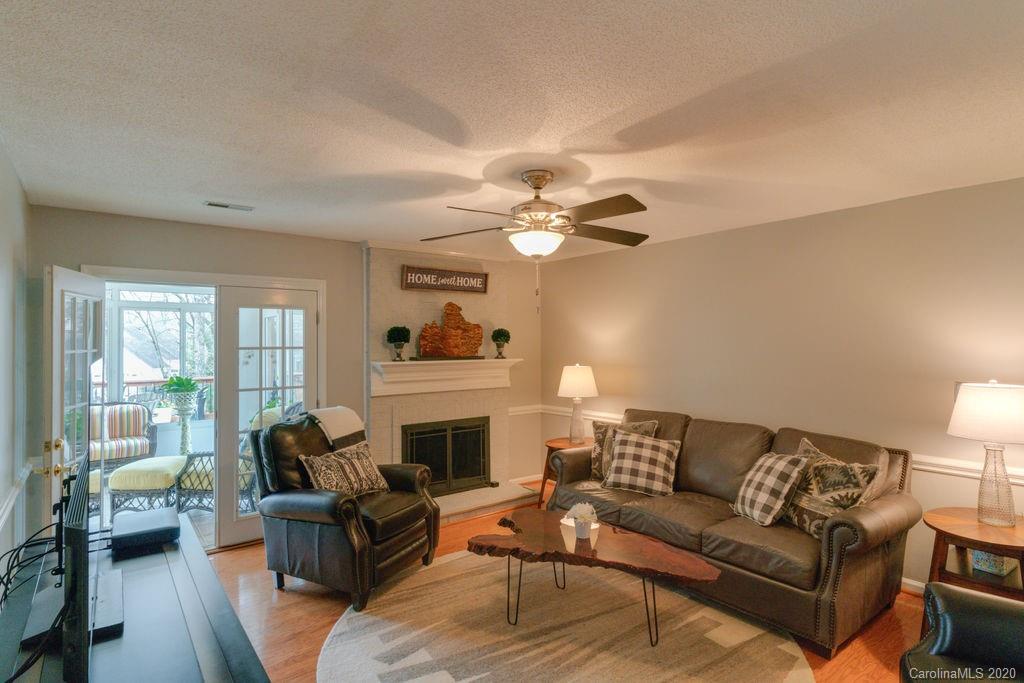 4708 Truscott Road Charlotte, NC 28226 - Photo 7 of 29 Gallery Image 7
