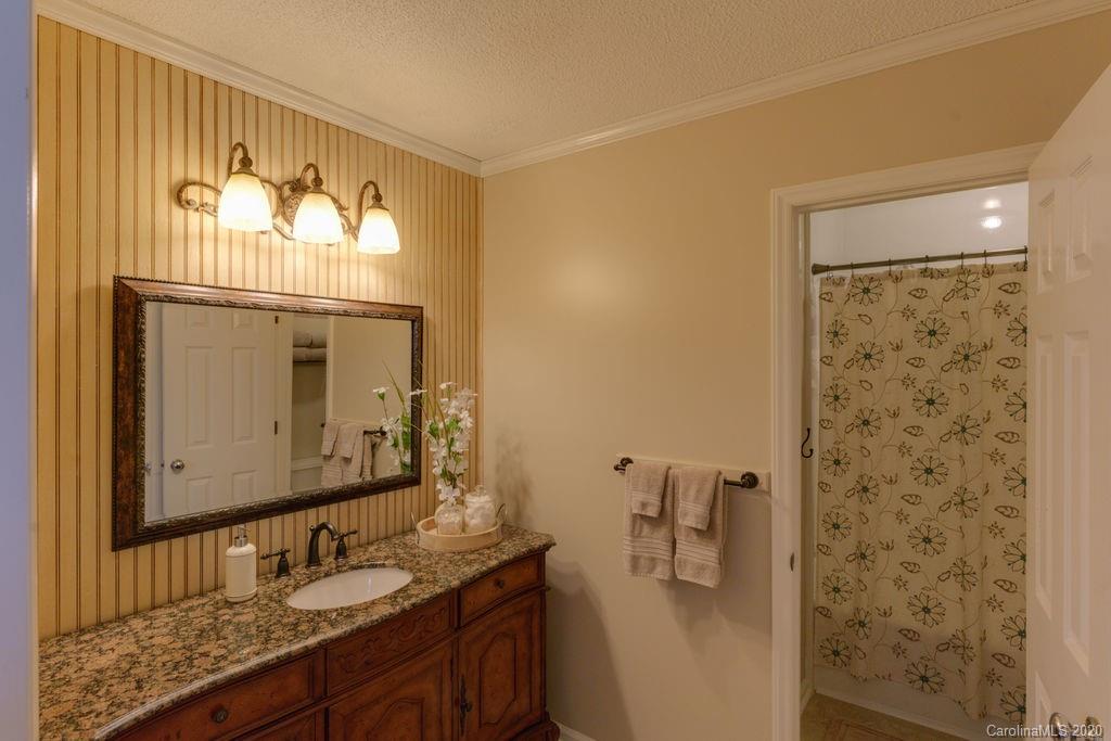 4708 Truscott Road Charlotte, NC 28226 - Photo 9 of 29 Gallery Image 9