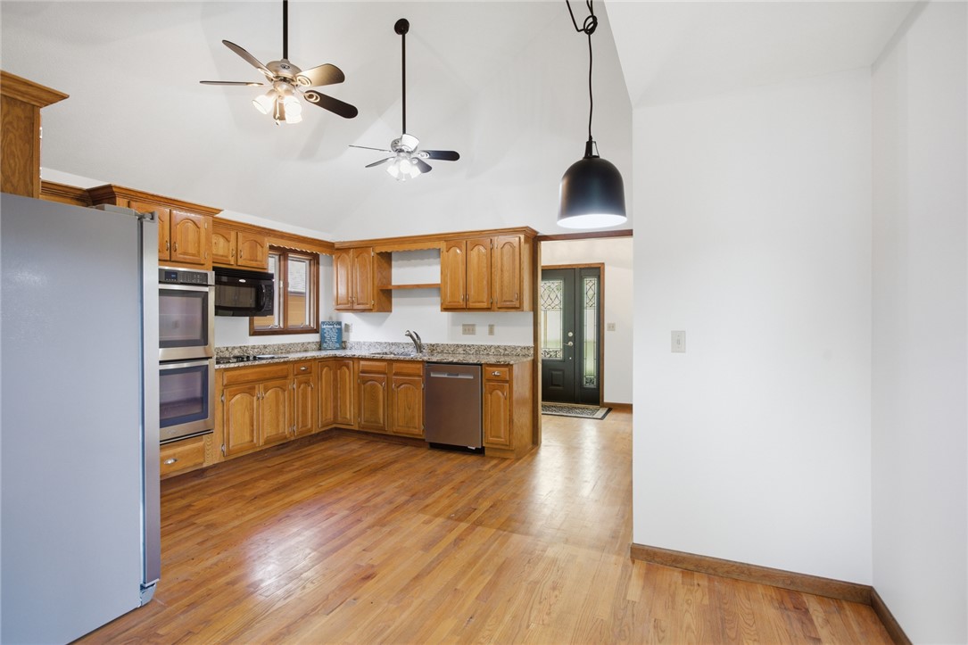 120 Farris Sandra Road West Union, SC 29696 - Photo 11 of 50 This spacious kitchen offers abundant cabinet space and durable flooring for culinary adventures.