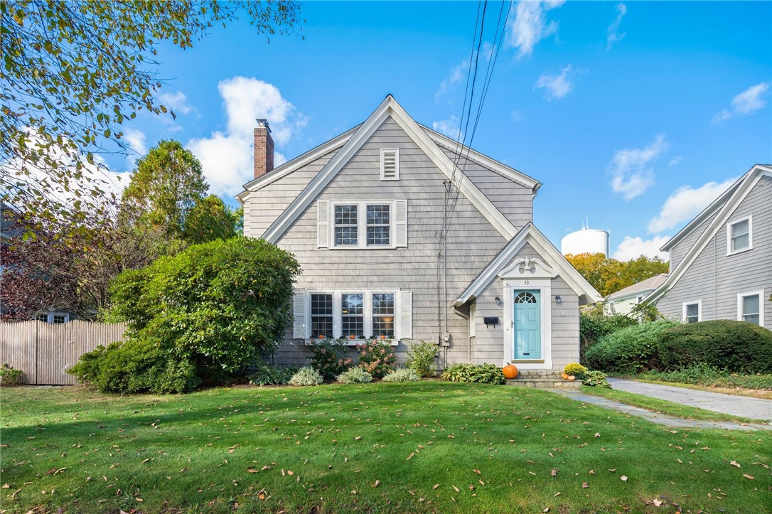 33 Walnut Road Barrington, RI 02806 - Photo 2 of 37