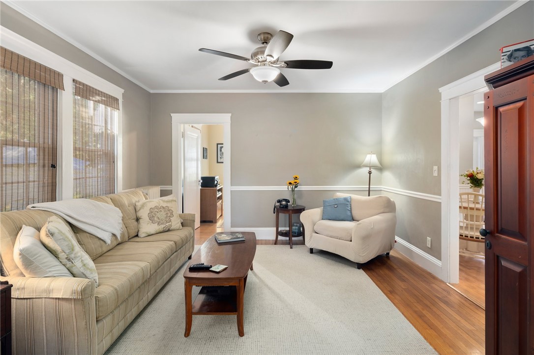 33 Walnut Road Barrington, RI 02806 - Photo 8 of 37