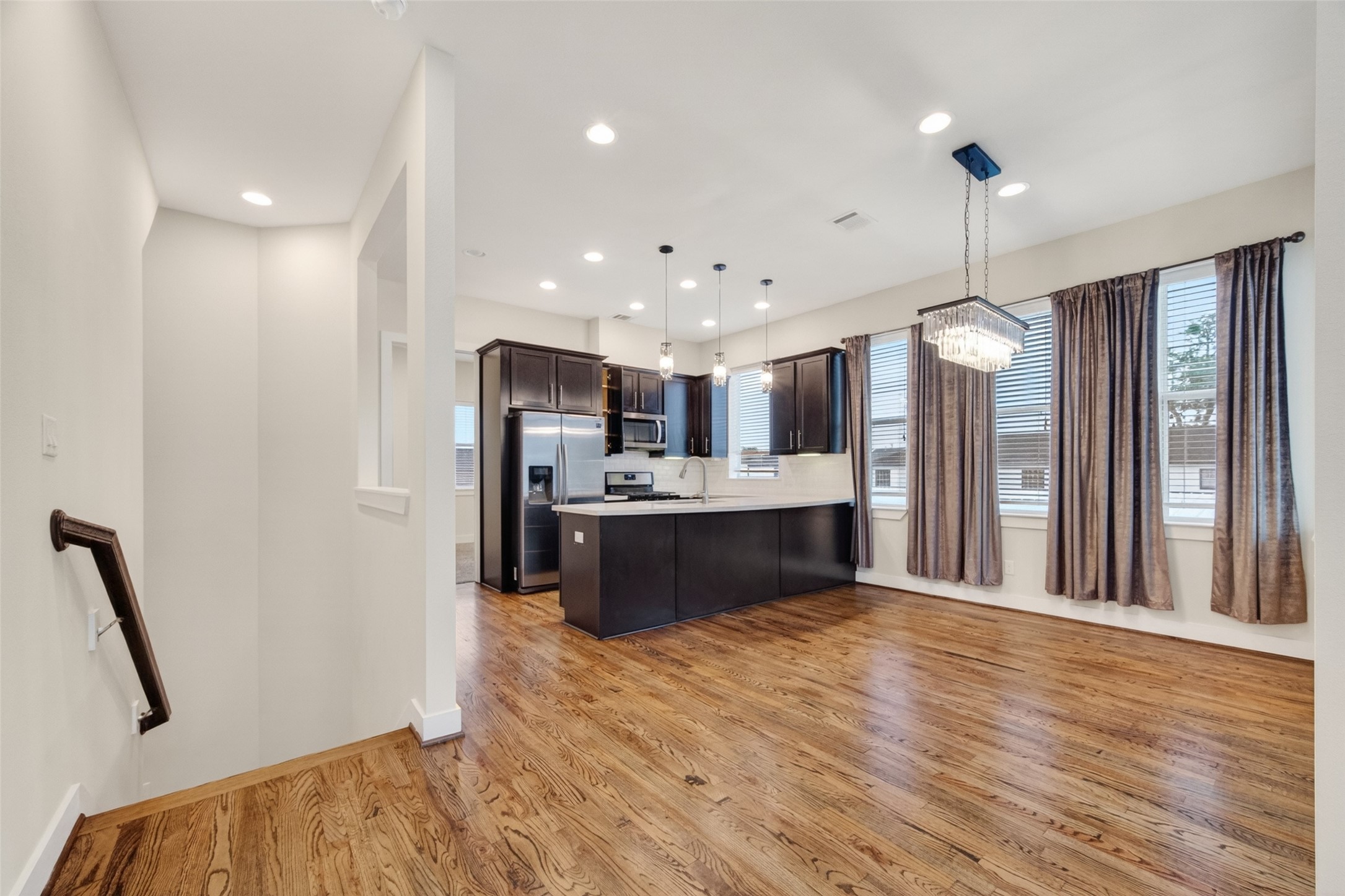 1202 Cedarpost Tree Springs Place Houston, TX 77055 - Photo 10 of 45 a large kitchen with a lot of counter space