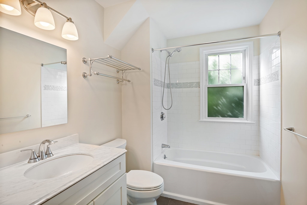 5 Hampstead Lane, Unit 1 Boston, MA 02130 - Photo 16 of 29