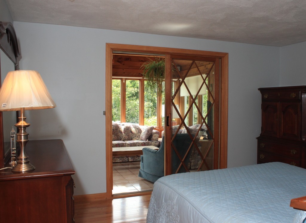52 Spring Road Dracut, MA 01826 - Photo 10 of 15
