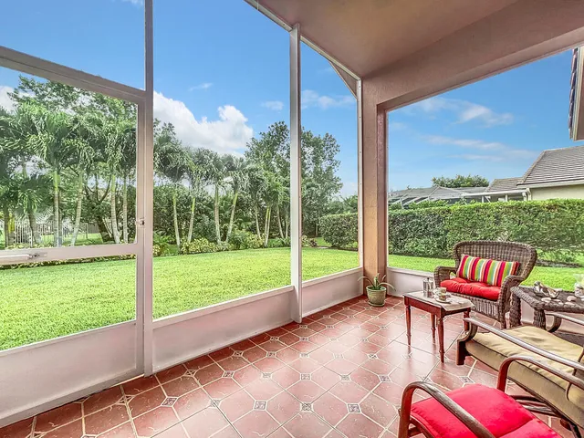 a view of a garden with trees