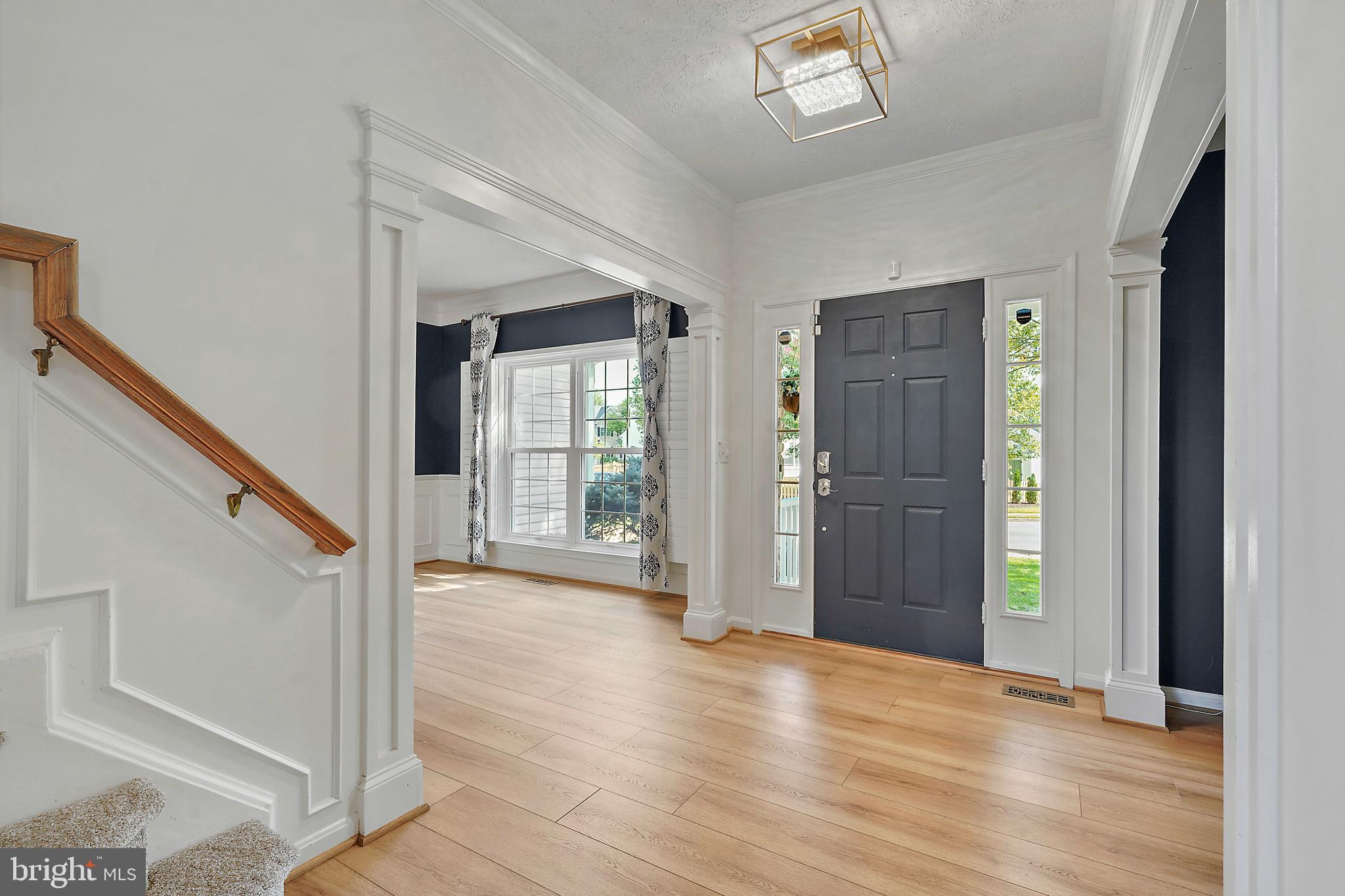 805 Rayquick Road Warrenton, VA 20186 - Photo 13 of 49 Foyer