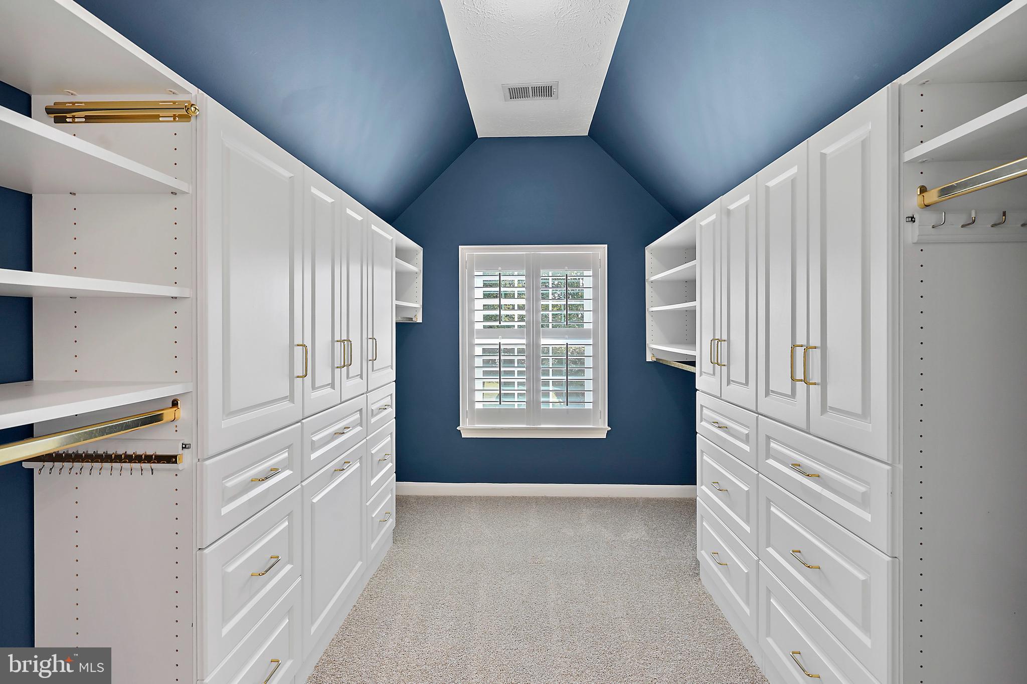 805 Rayquick Road Warrenton, VA 20186 - Photo 21 of 49 Primary Custom Walk in Closet