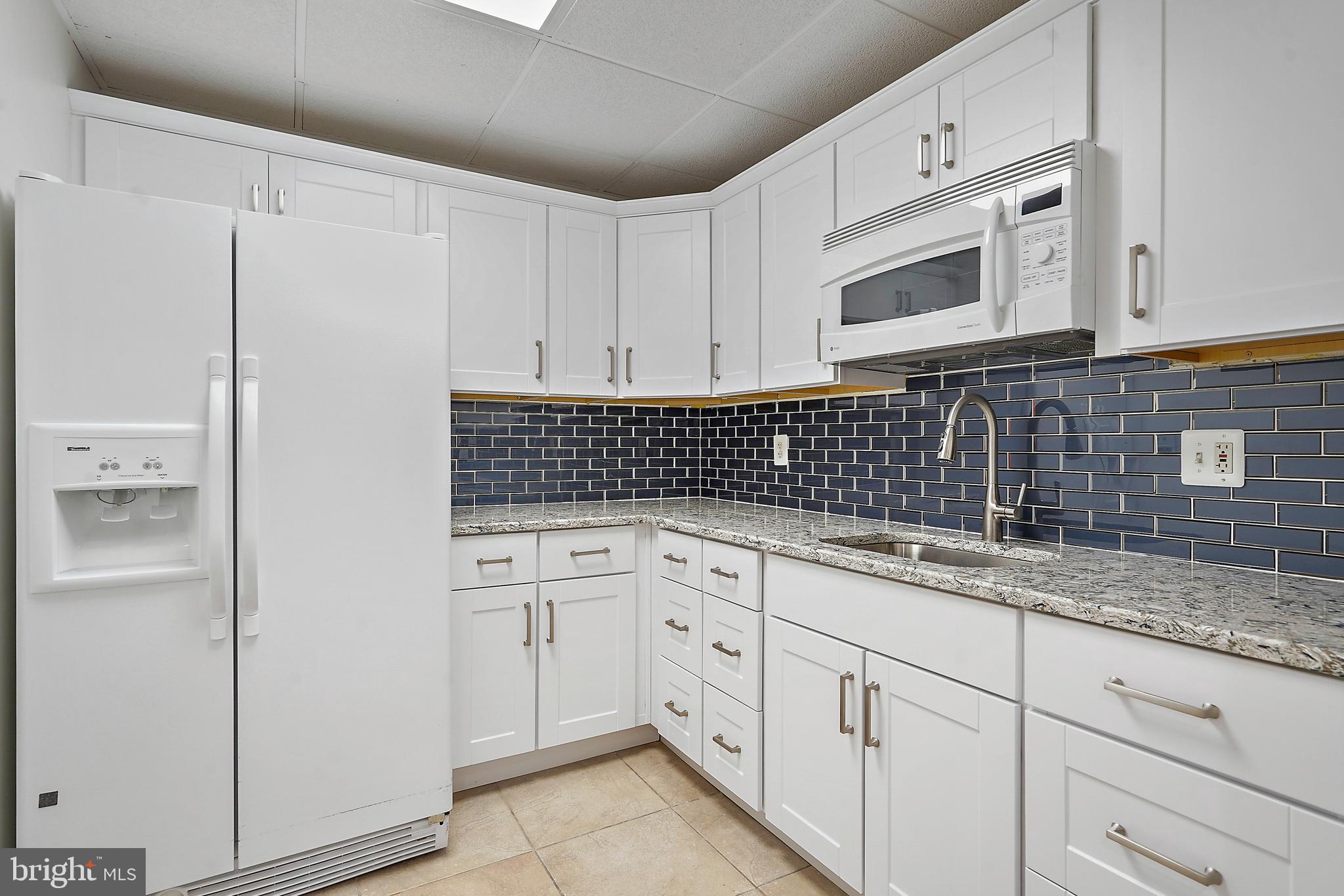805 Rayquick Road Warrenton, VA 20186 - Photo 32 of 49 Lower Level Kitchenette