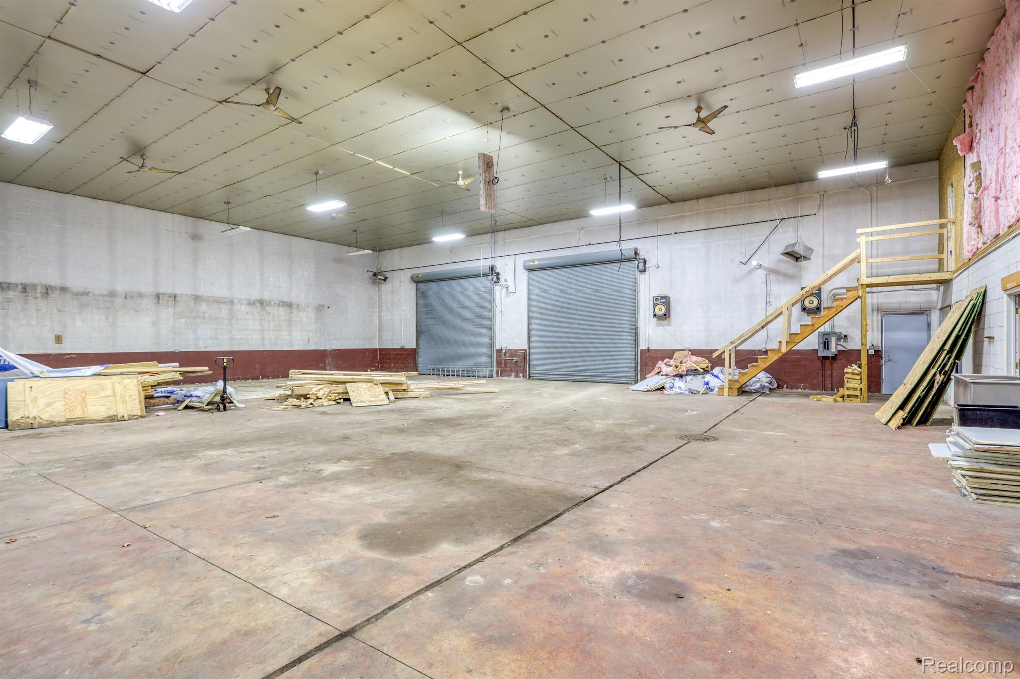 38145 Ash Road New Boston, MI 48164 - Photo 31 of 35 Gallery Image 31