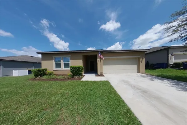 $2,259 | Undisclosed Address, Mascotte, FL 34753
