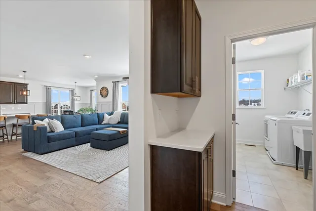 $519,900 | 1069 Ardmoor Drive, Crystal Lake, IL 60012