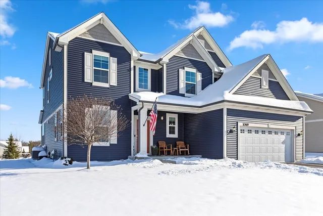 $519,900 | 1069 Ardmoor Drive, Crystal Lake, IL 60012