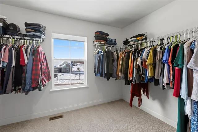 $519,900 | 1069 Ardmoor Drive, Crystal Lake, IL 60012