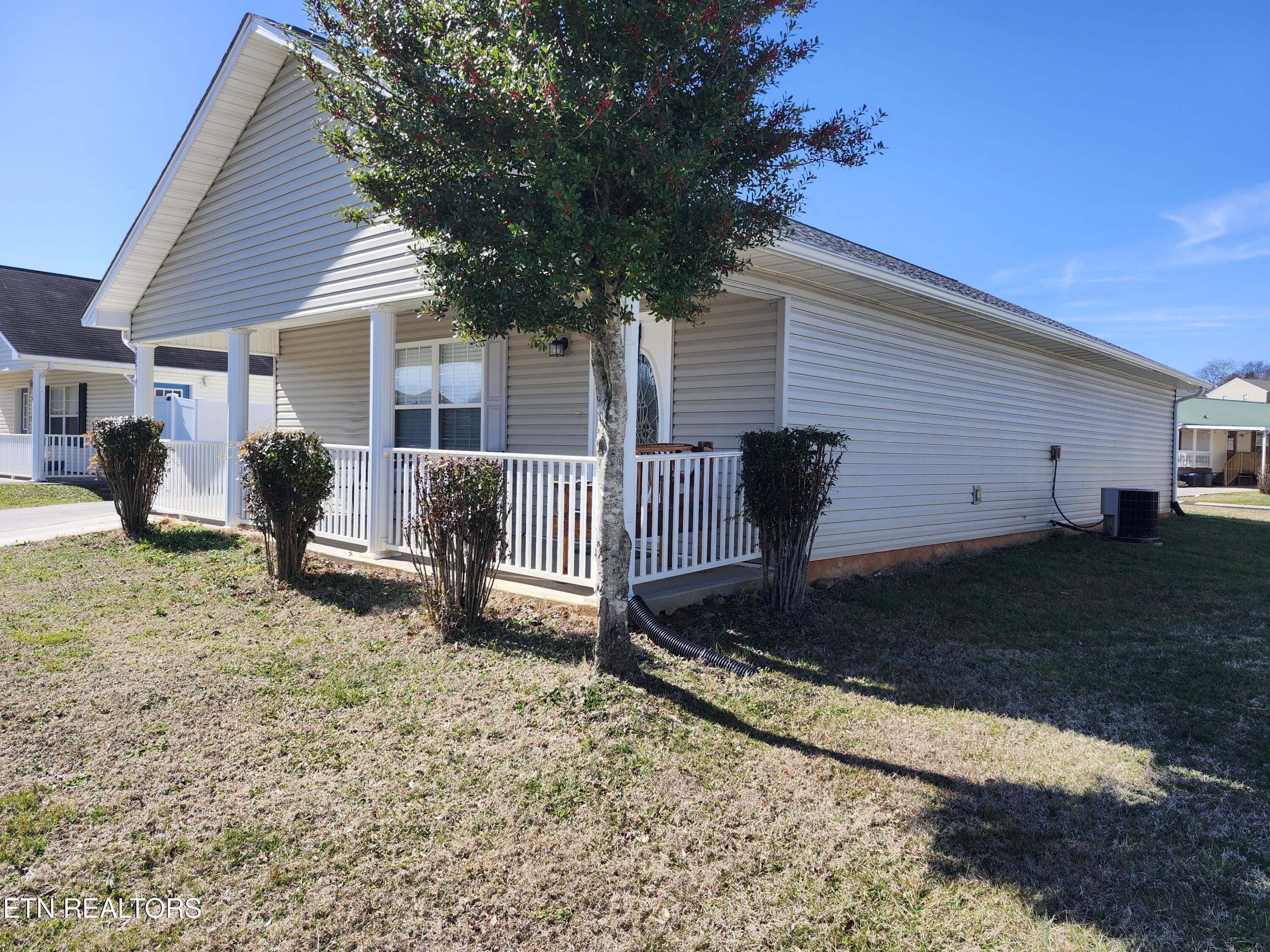 2553 Bay Meadows Way Sevierville, TN 37876 - Photo 20 of 30 Outside pic