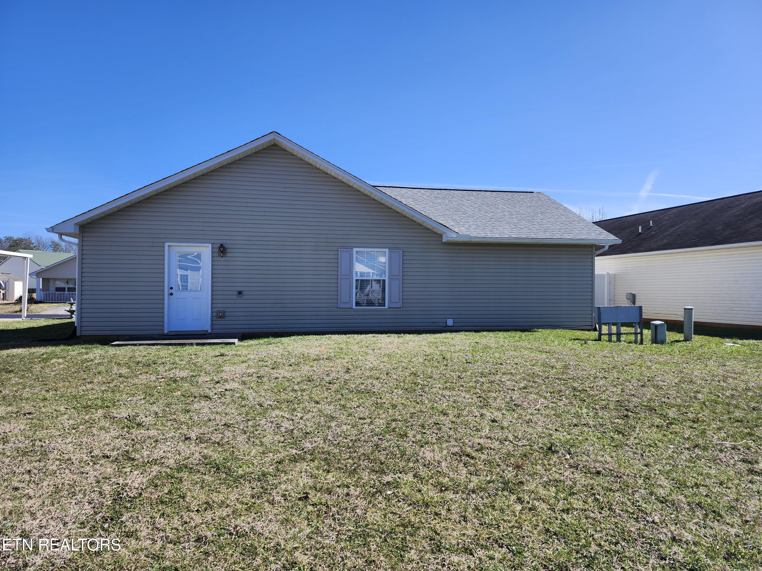 2553 Bay Meadows Way Sevierville, TN 37876 - Photo 21 of 30 Outside pic