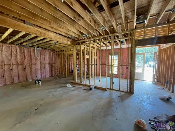 $567,900 | 22769 Plank Road, Zachary, LA 70791