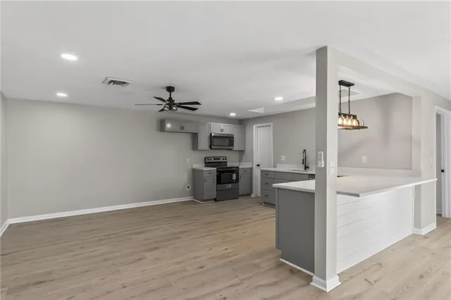 $347,500 | 28200 Northeast 160 Street, Excelsior Springs, MO 64024