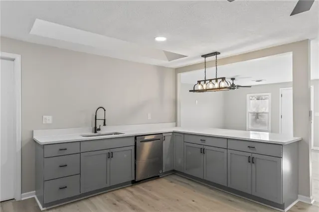 $347,500 | 28200 Northeast 160 Street, Excelsior Springs, MO 64024