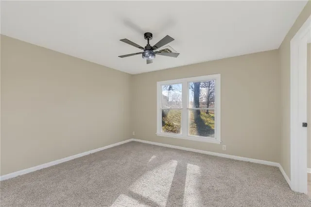 $347,500 | 28200 Northeast 160 Street, Excelsior Springs, MO 64024