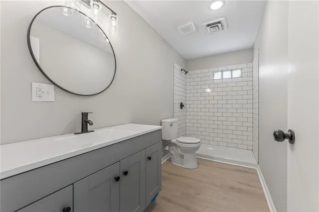 $347,500 | 28200 Northeast 160 Street, Excelsior Springs, MO 64024