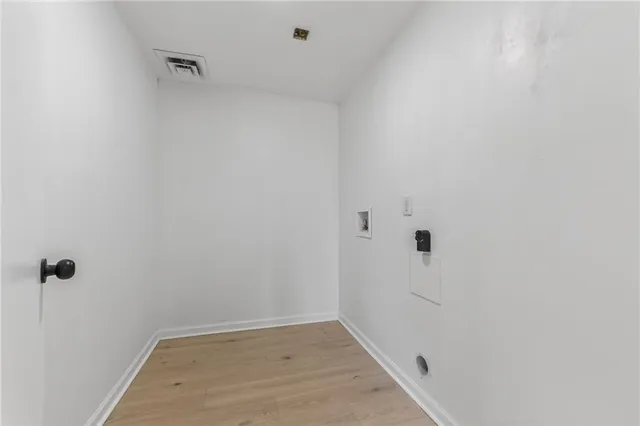 $347,500 | 28200 Northeast 160 Street, Excelsior Springs, MO 64024