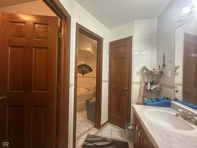 $297,000 | 6040 Buck Trail Road, Indianapolis, IN 46237