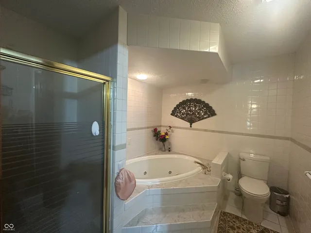 $297,000 | 6040 Buck Trail Road, Indianapolis, IN 46237