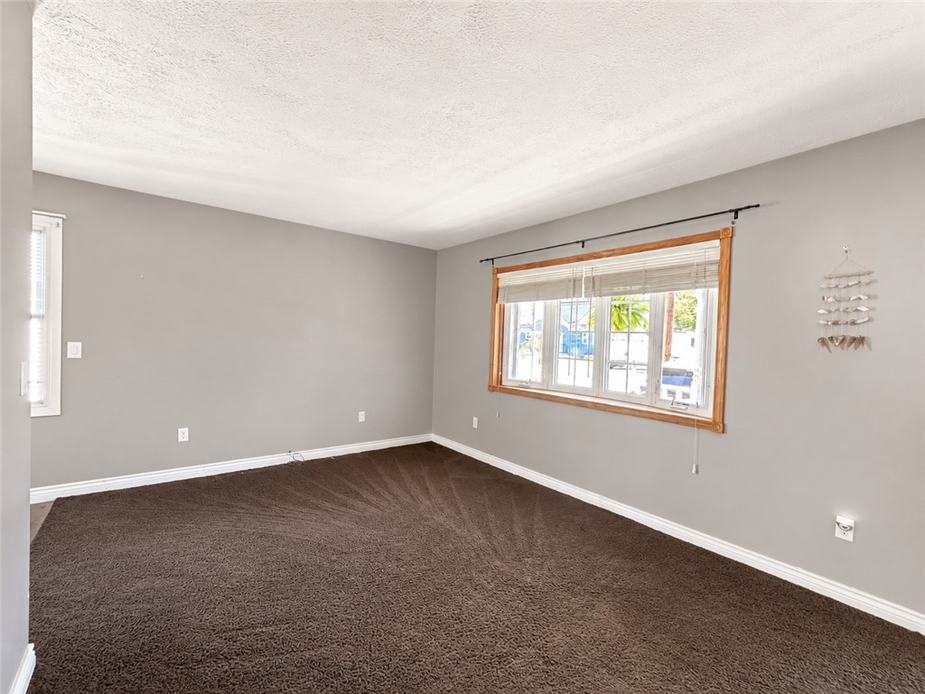 37 High Street Corning, NY 14830 - Photo 5 of 30