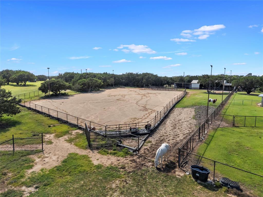 1010 Chapman Road Crawford, TX 76638 - Photo 38 of 40