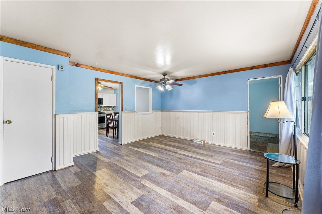 4445 Burkey Road Austintown, OH 44515 - Photo 2 of 18 Gallery Image 2