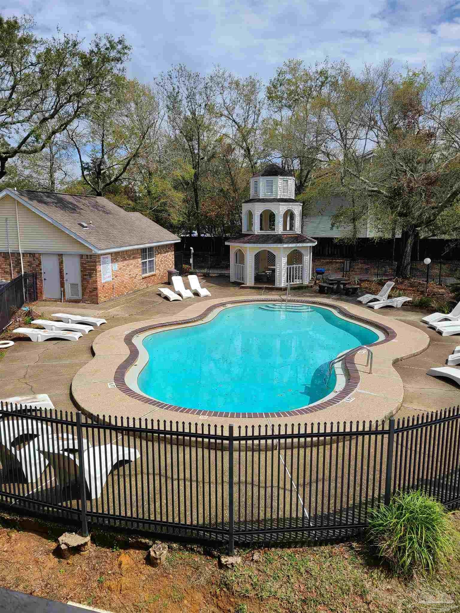 501 East Burgess Road, Unit A8 Pensacola, FL 32504 - Photo 12 of 12